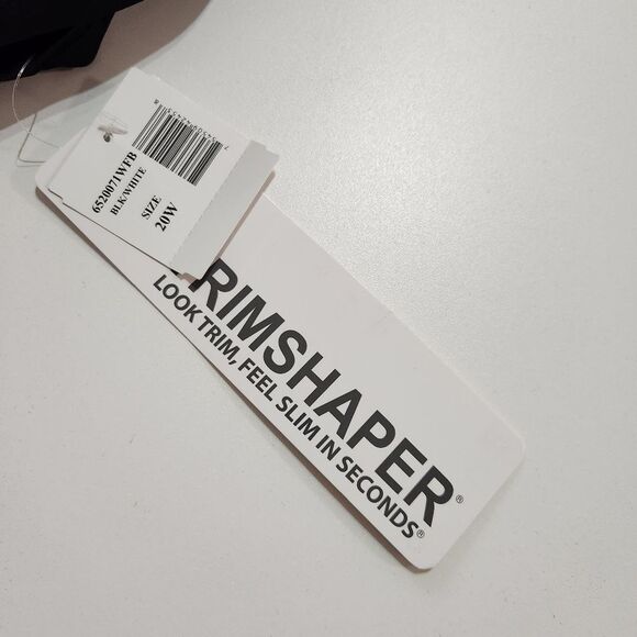 Trimshaper Hard to Be Leaf Black White Ruched Neck One Piece Swimsuit Size 20W - Picture 7 of 10